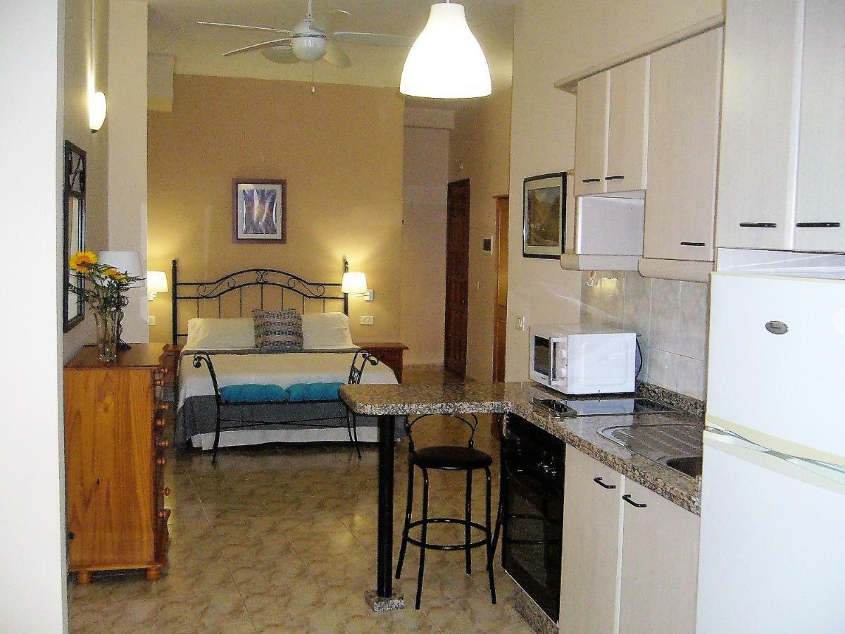 Apartamentos Casa Cathaysa San Sebastián de la Gomera Habitación foto